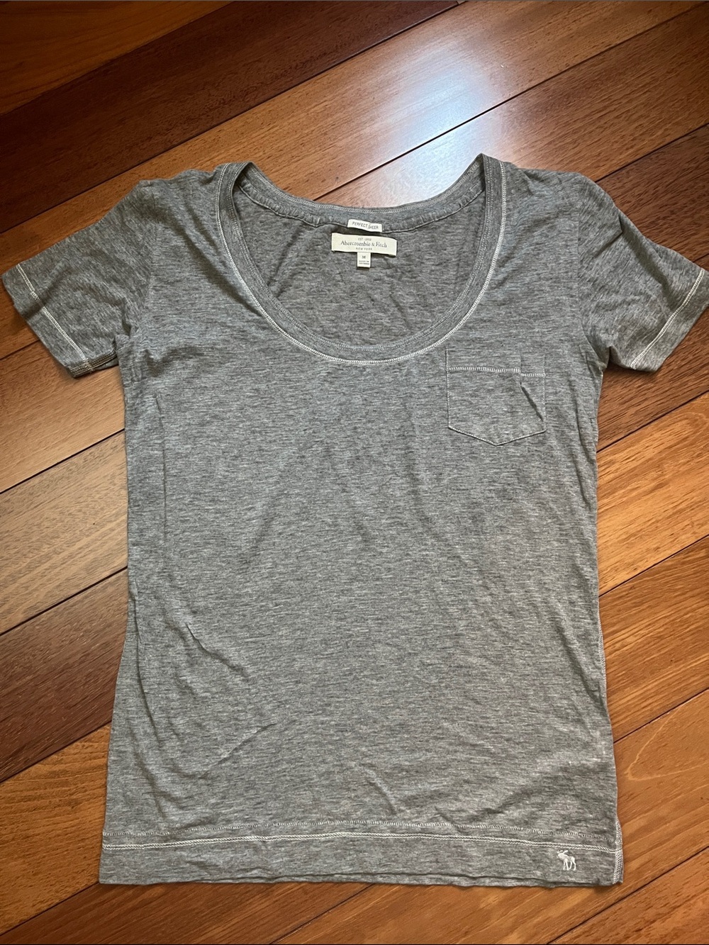 NWOT Vintage Y2K Abercrombie Moose Logo Sheer Tee